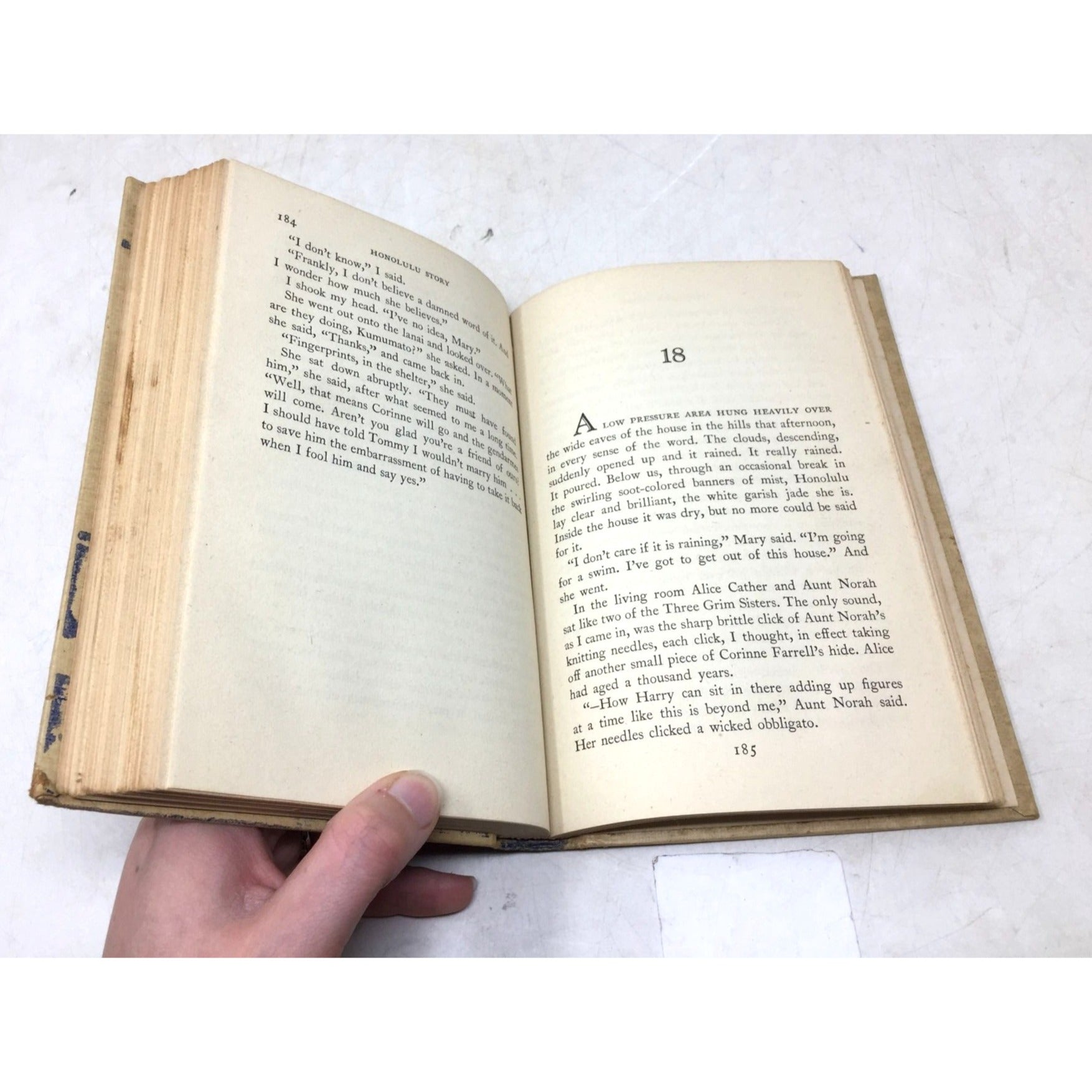 Antique Hardcover Copy of "Honolulu Story" by Leslie Ford unbranded  A+ Stuff