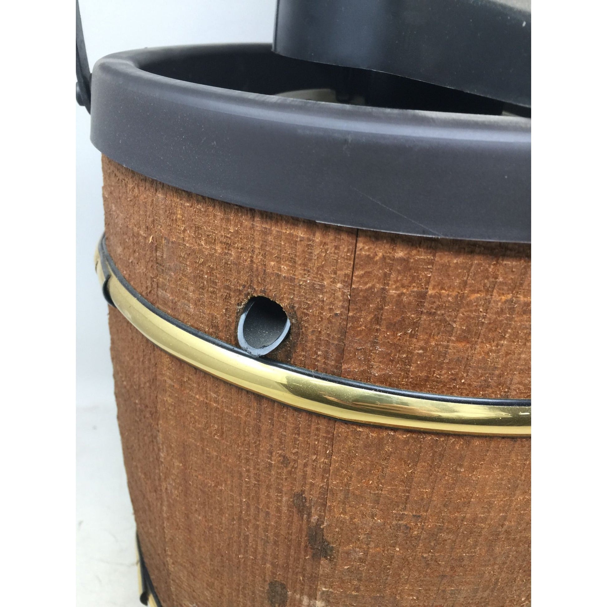 Vintage Electric Wooden Barrel Ice Cream Freezer Maker Churn with Gold Eagle -  A+ Stuff