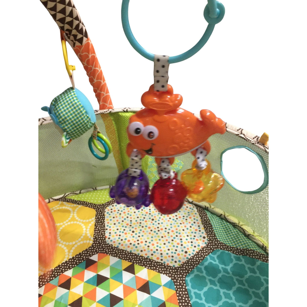 Infantino Grow-With-Me Activity Gym and Ball Pit Infantino  A+ Stuff baby gear