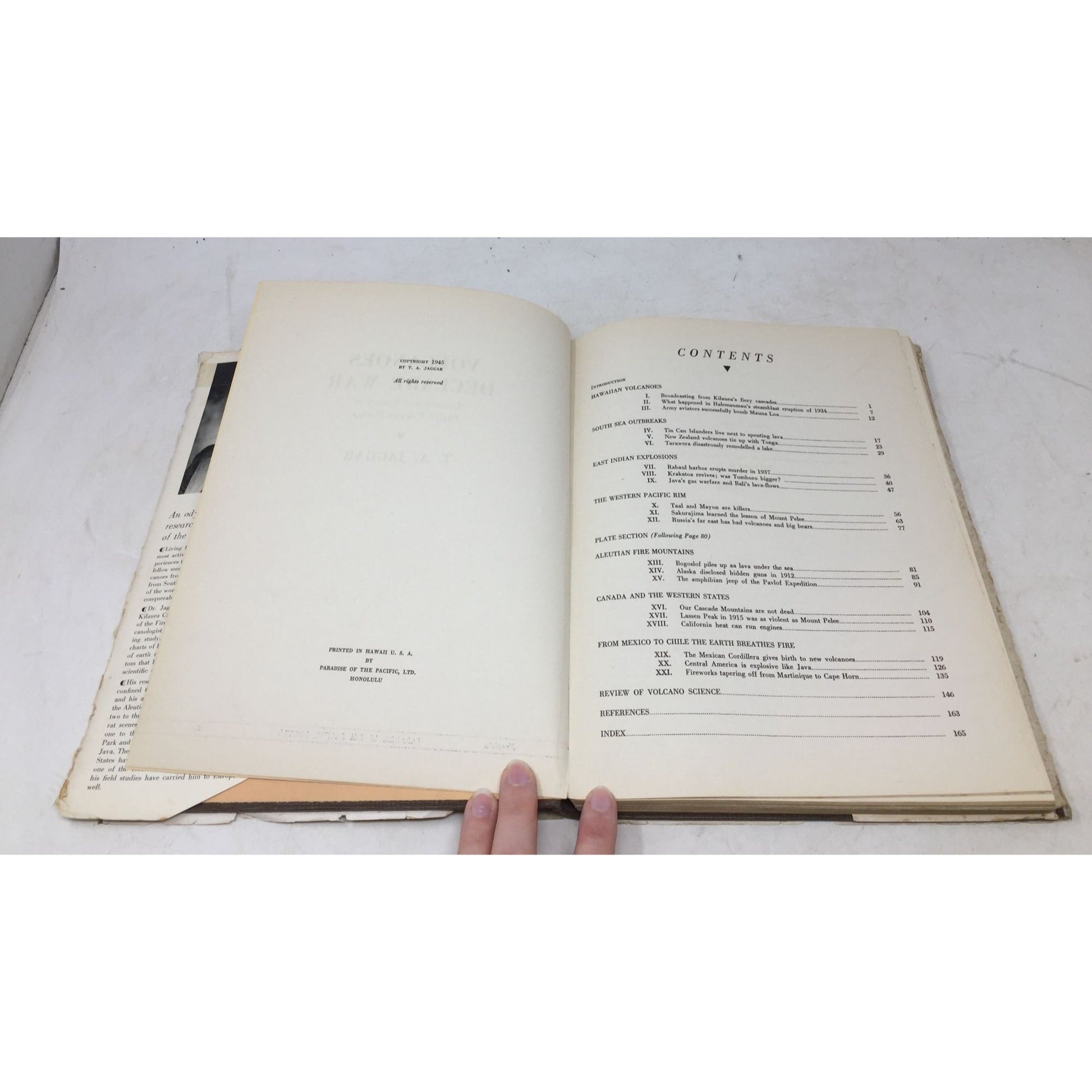 Vintage Hardcover Book Titled Volcanoes Declare War: Logistics and Strategy of Pacific Volcano Science by Thomas Augustus Jaggar. unbranded  A+ Stuff Vintage Books