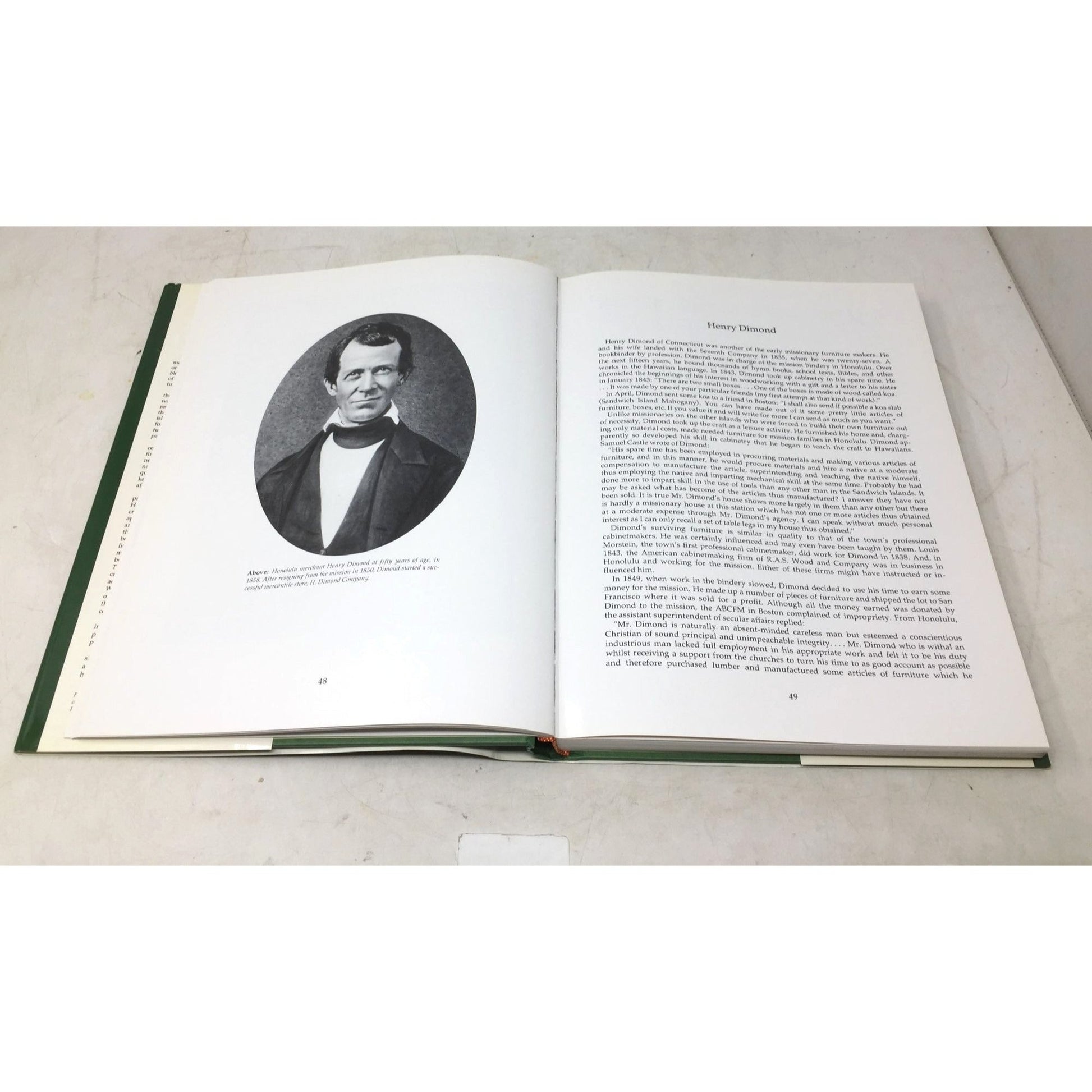 Hardcover Book Titled "Hawaiian Furniture and Hawaii's Cabinetmakers, 1820-1940" unbranded  A+ Stuff Books