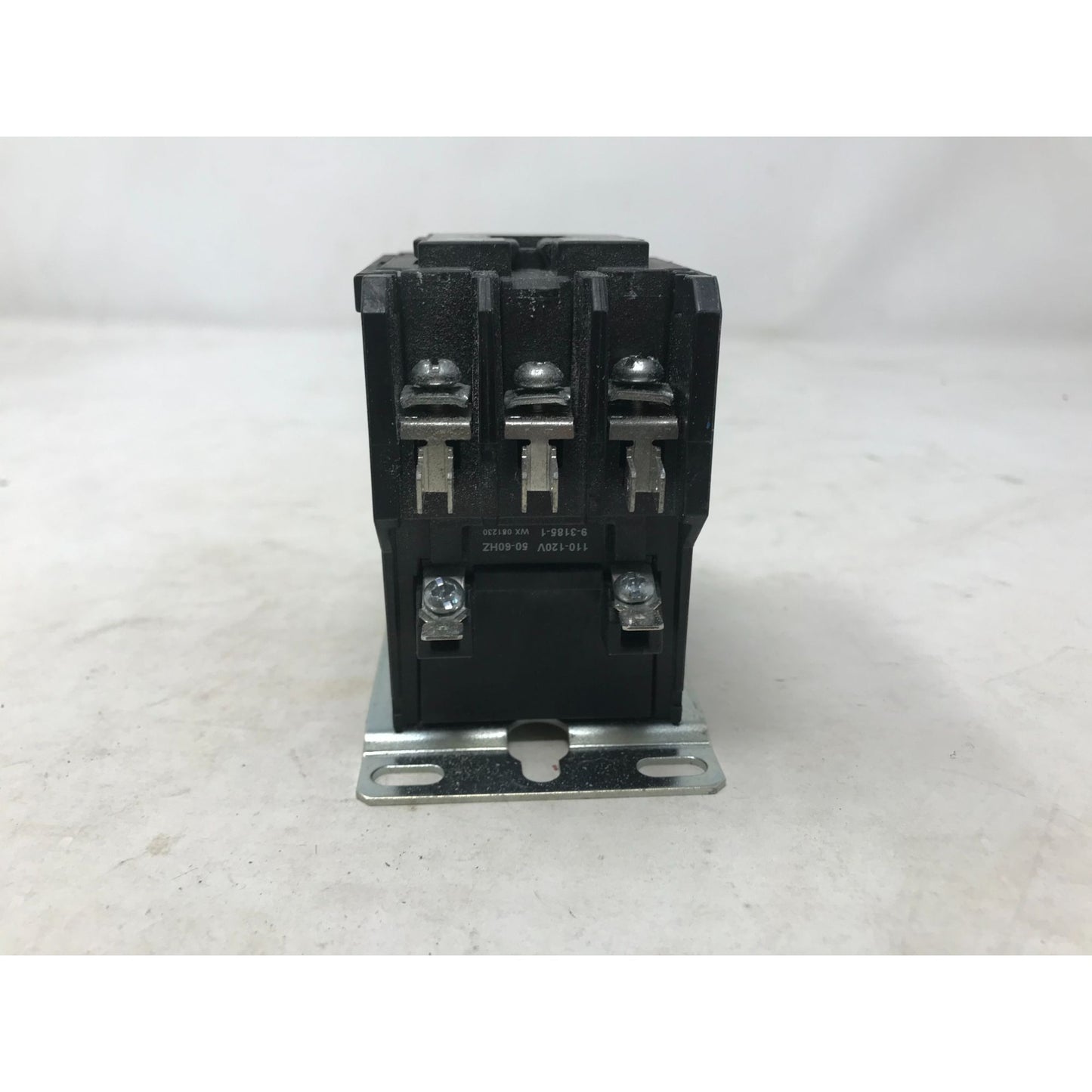 NEW - Eaton 30 Amp Contactor C25DND330