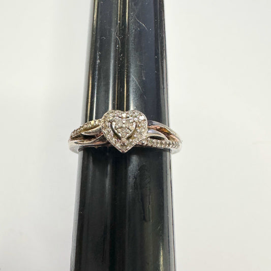 Pretty Sterling Silver Heart Ring with White Gemstones Size 8