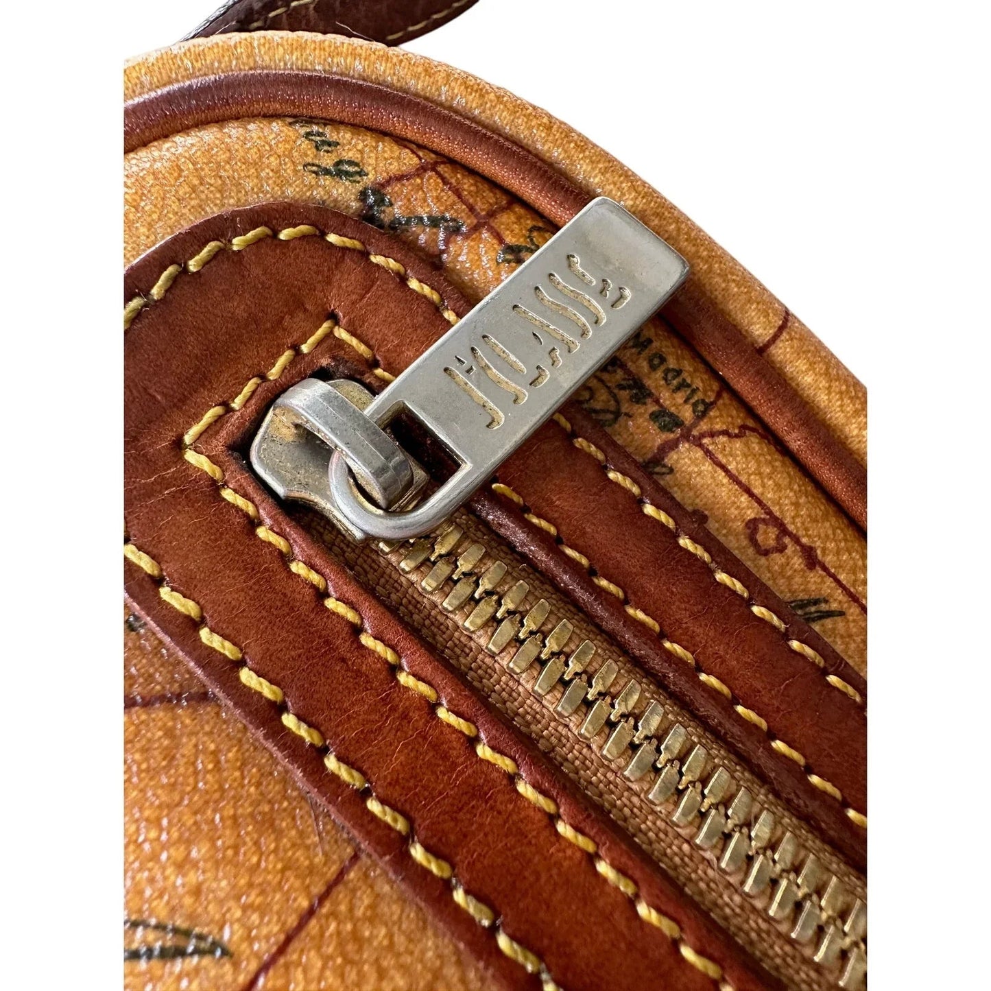 Alviero Martini 1' Classe Camera Crossbody Bag - 1' Classe Alviero Martini - Designer bag - A+ Stuff