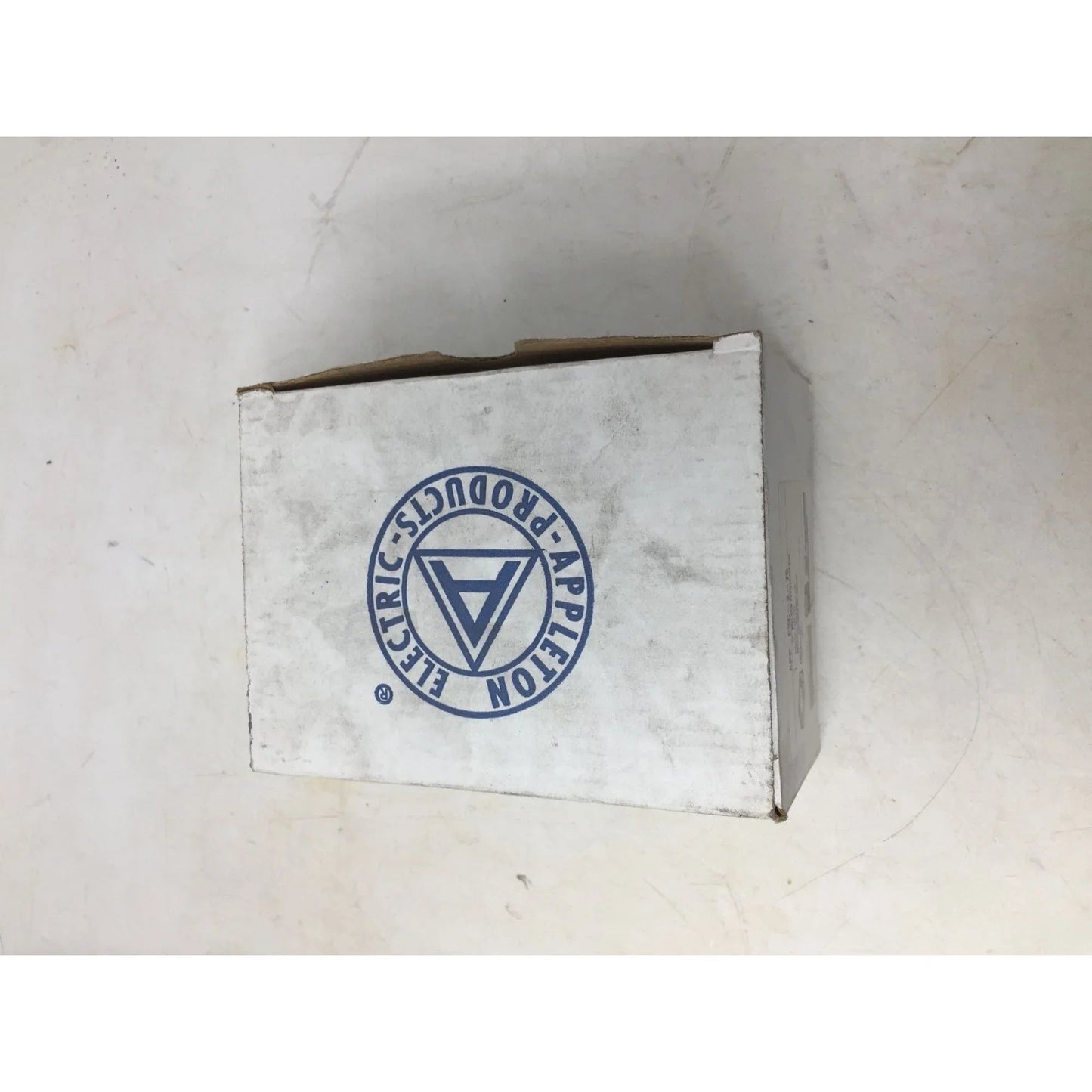 Appleton® UNILETS™ FSC275 Type FSC Heavy Duty Shallow Device Box With Internal Ground Screw, Malleable Iron, 32 cu - in Capacity, 2 Gangs, 2 O - Appleton - Tools - A+ Stuff