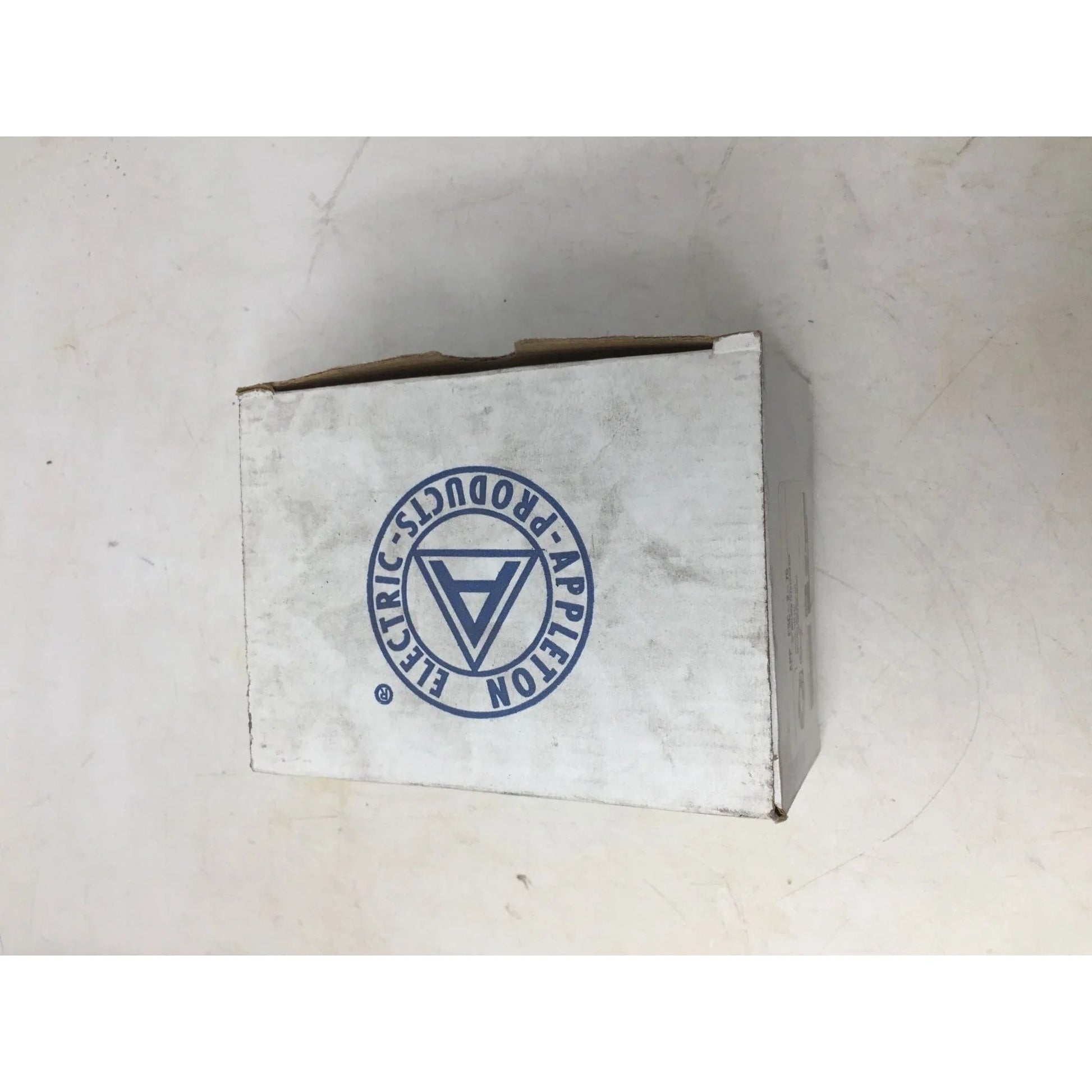 Appleton® UNILETS™ FSC275 Type FSC Heavy Duty Shallow Device Box With Internal Ground Screw, Malleable Iron, 32 cu - in Capacity, 2 Gangs, 2 O - Appleton - Tools - A+ Stuff