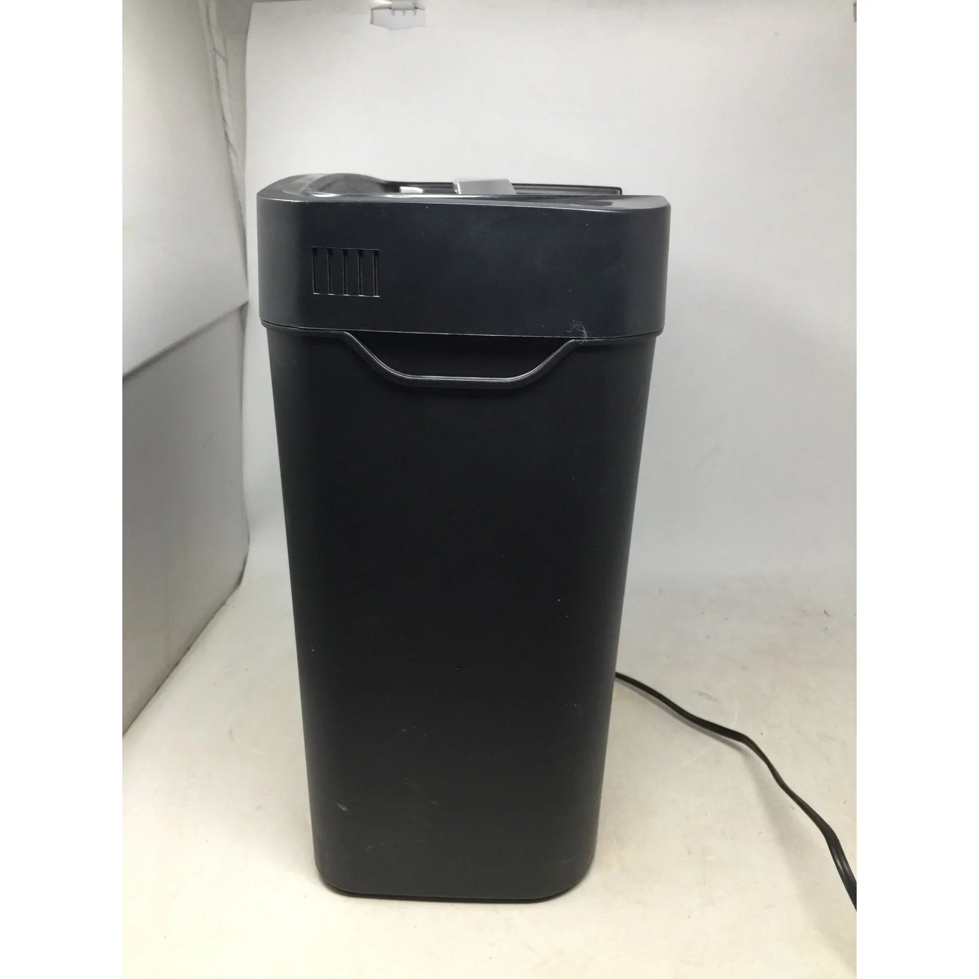 Aurora 12 - sheet crosscut paper and credit card shredder - A+ Stuff - Office Supplies - A+ Stuff