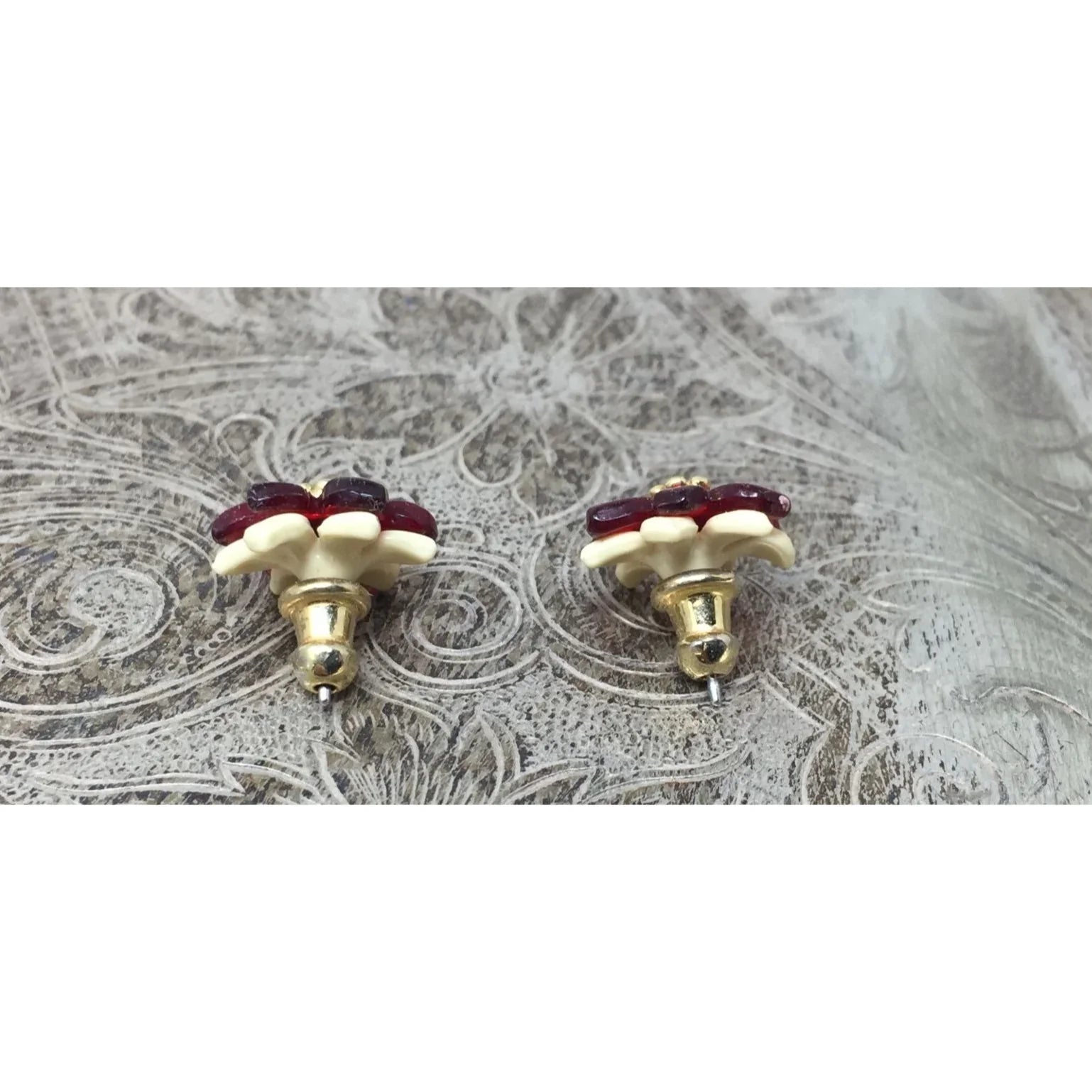 AVON Women's Red and White Flower Stud Earrings - avon - Earrings - A+ Stuff
