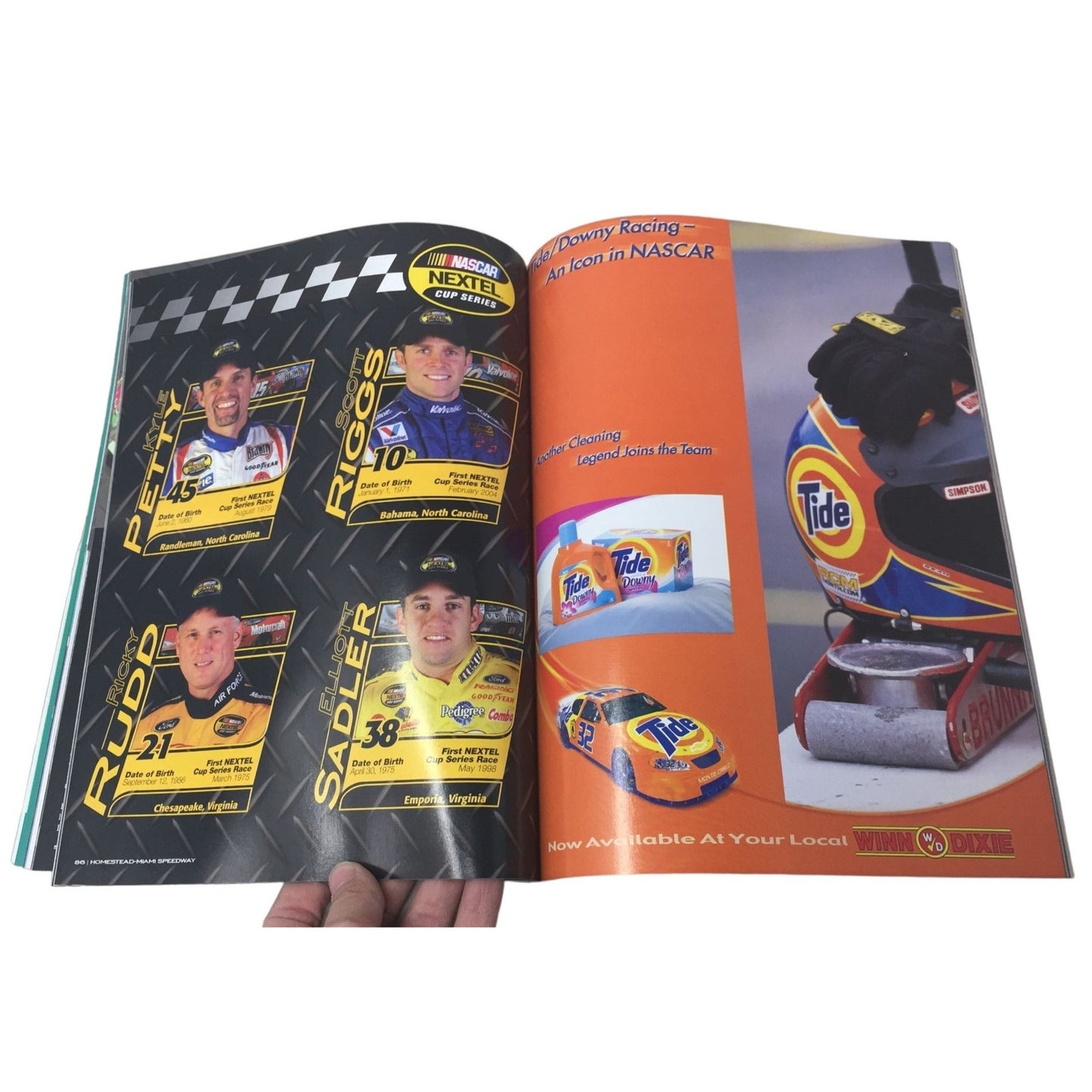 Vintage 2004 Ford 400 Programs Greg Biffle win Homestead Miami Nascar