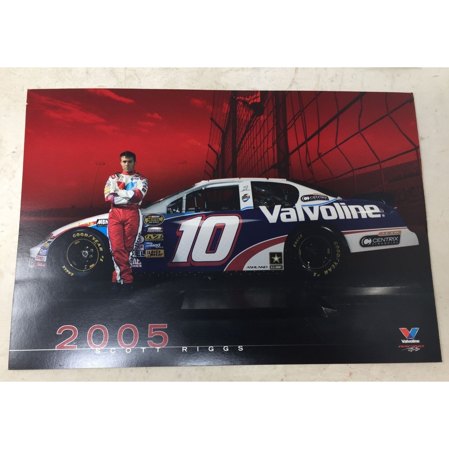 Nascar Scott Riggs & Valvoline Racing 2005 Hero Card