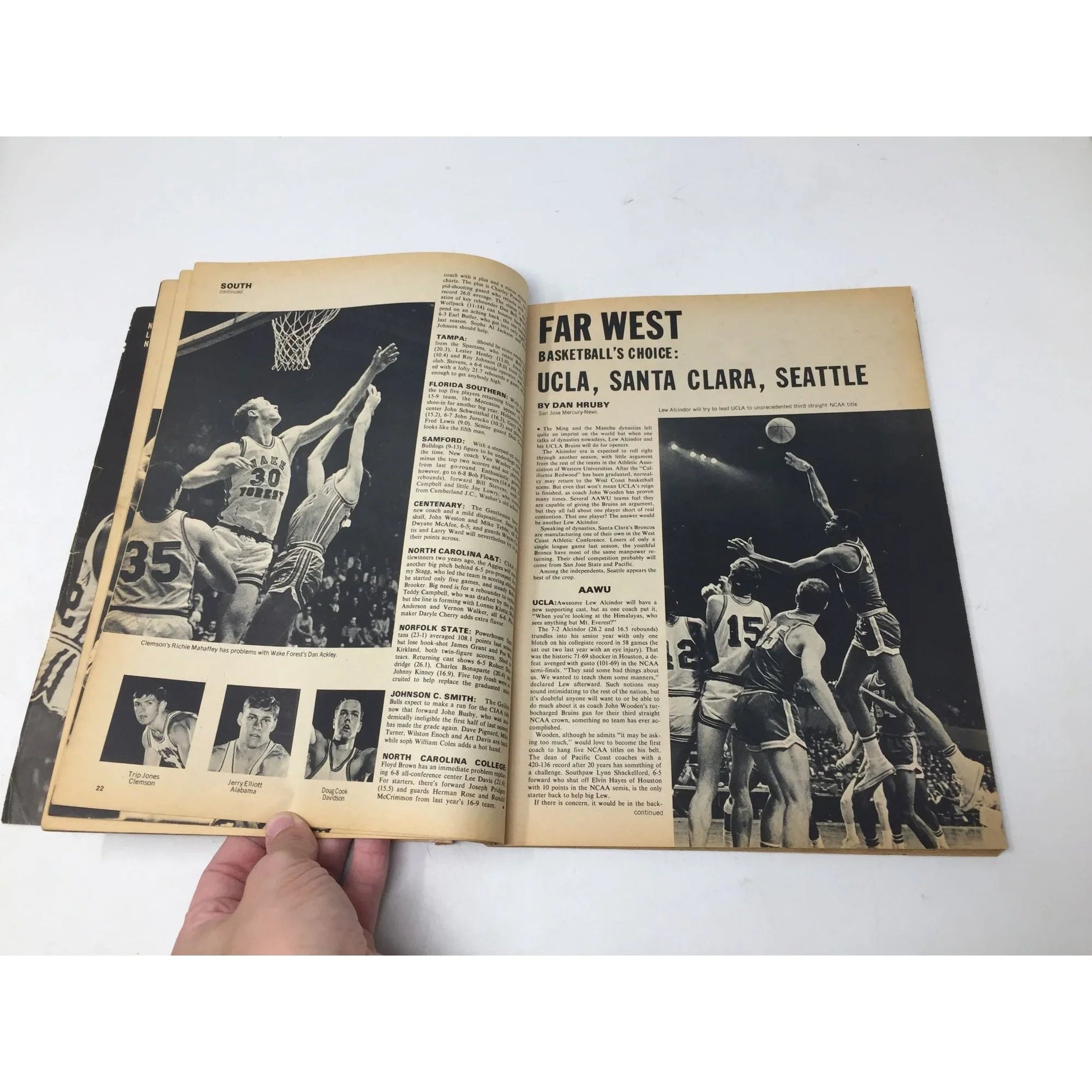 BASKETBALL YEARBOOK 1969 College Pros HS Vintage Magazine - A+ Stuff - Magazines - A+ Stuff