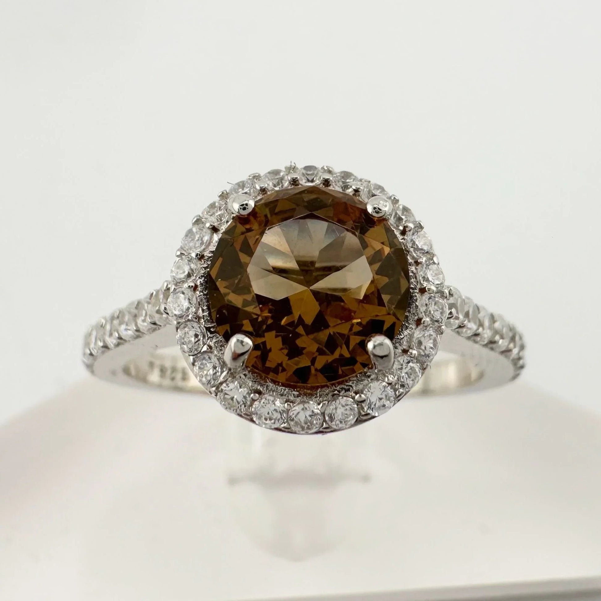 Beautiful Lab Created Sultanite Color Change Halo Ring - Size 6 - A+ Stuff