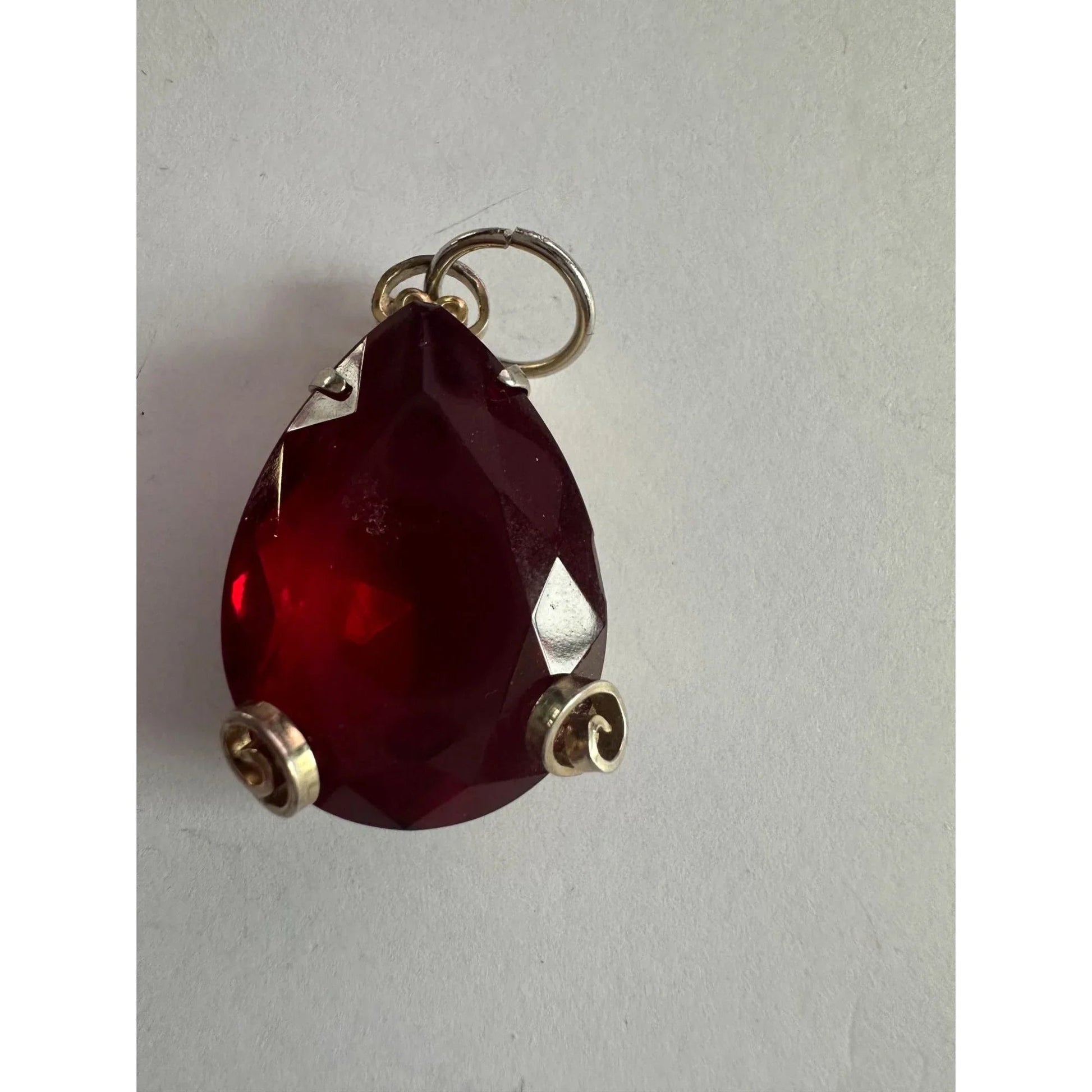 Beautiful Red Garnet Gemstone Like Pendant - A+ Stuff - Pendant - A+ Stuff