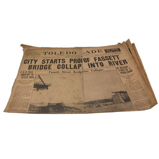 Vintage Toledo Blade Newspaper Mon. Sept. 30, 1935 "City Starts Probe of Fassett Bridge Collapse into River"