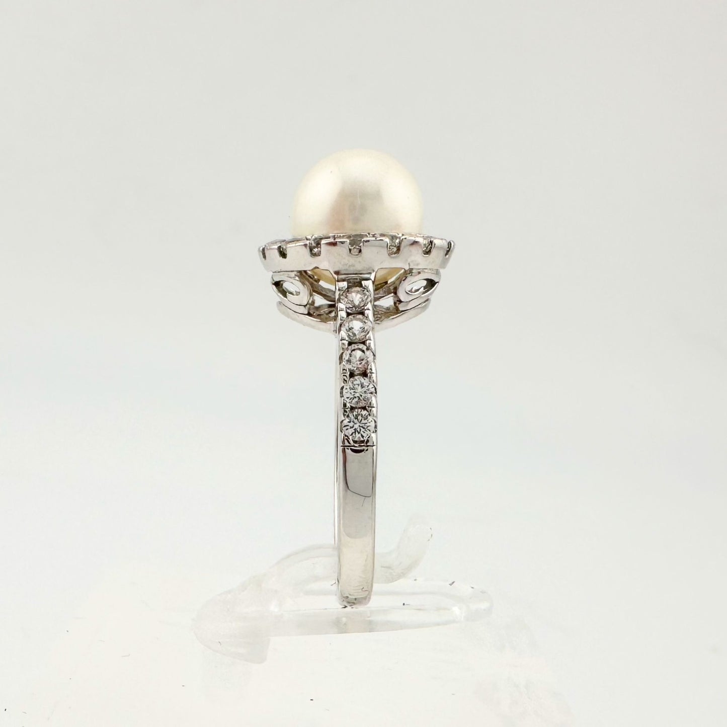 Beautiful Halo 7mm Natural Cultured Pearl Ring Sterling Silver - Size 7.25