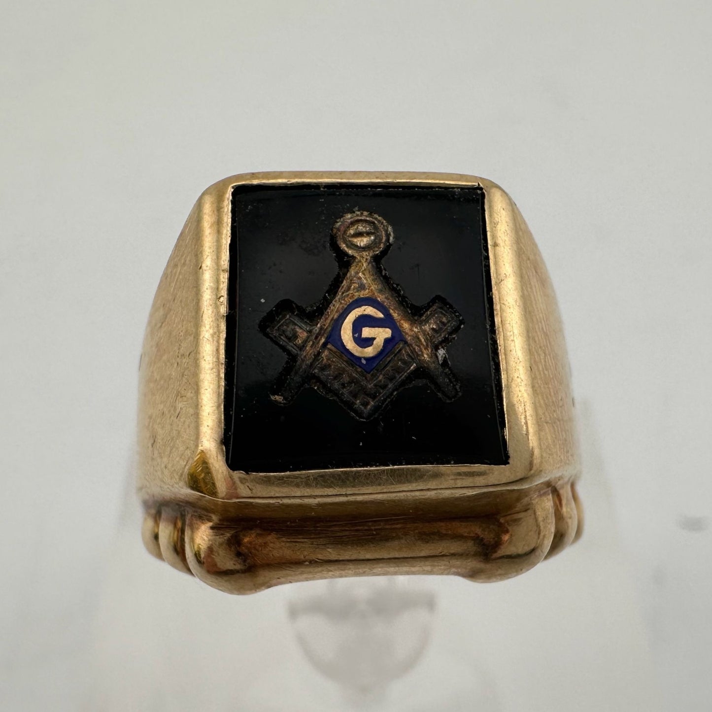 Vintage Free Mason's Ring - 10 kt Gold - Size 9.25