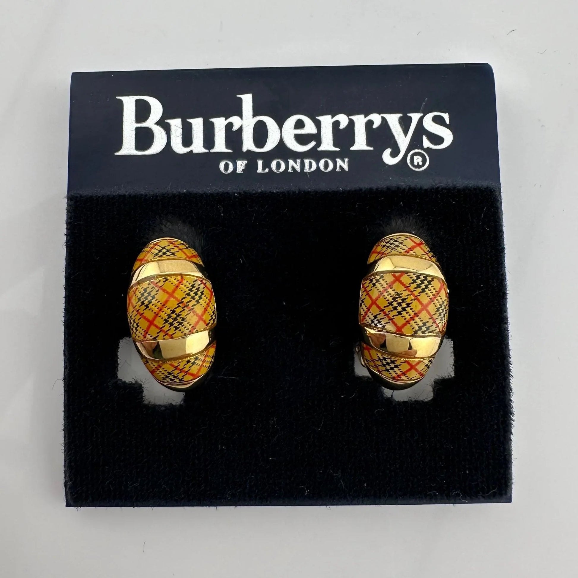 Burberrys of London Nova Check Clip On Earrings with Branded Dust Bag - A+ Stuff