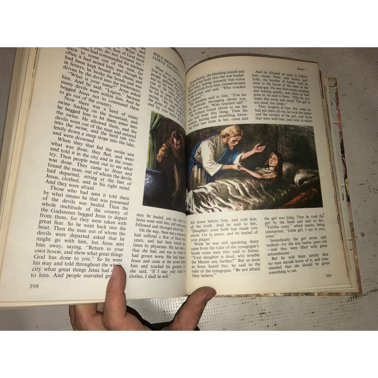 The Children's Bible Vintage Hardcover Book