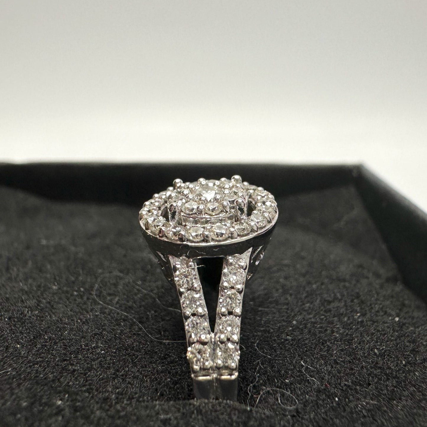 Brilliant 1/2 Ct Split Shank Lab Created Diamond Ring - Beautiful! - Size 6.75