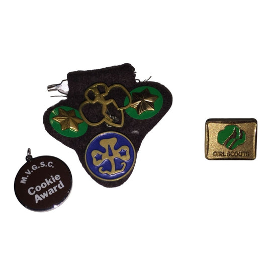 Vintage Collectible Girl Scouts of America Pins (3)