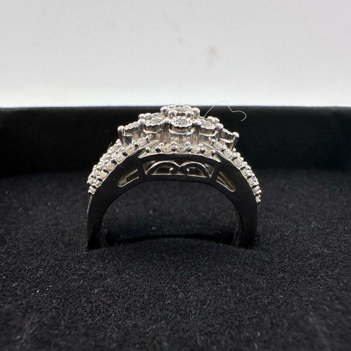 Elegant 1/2 Ct Natural Diamond Illusion Setting Cluster Ring Size 7