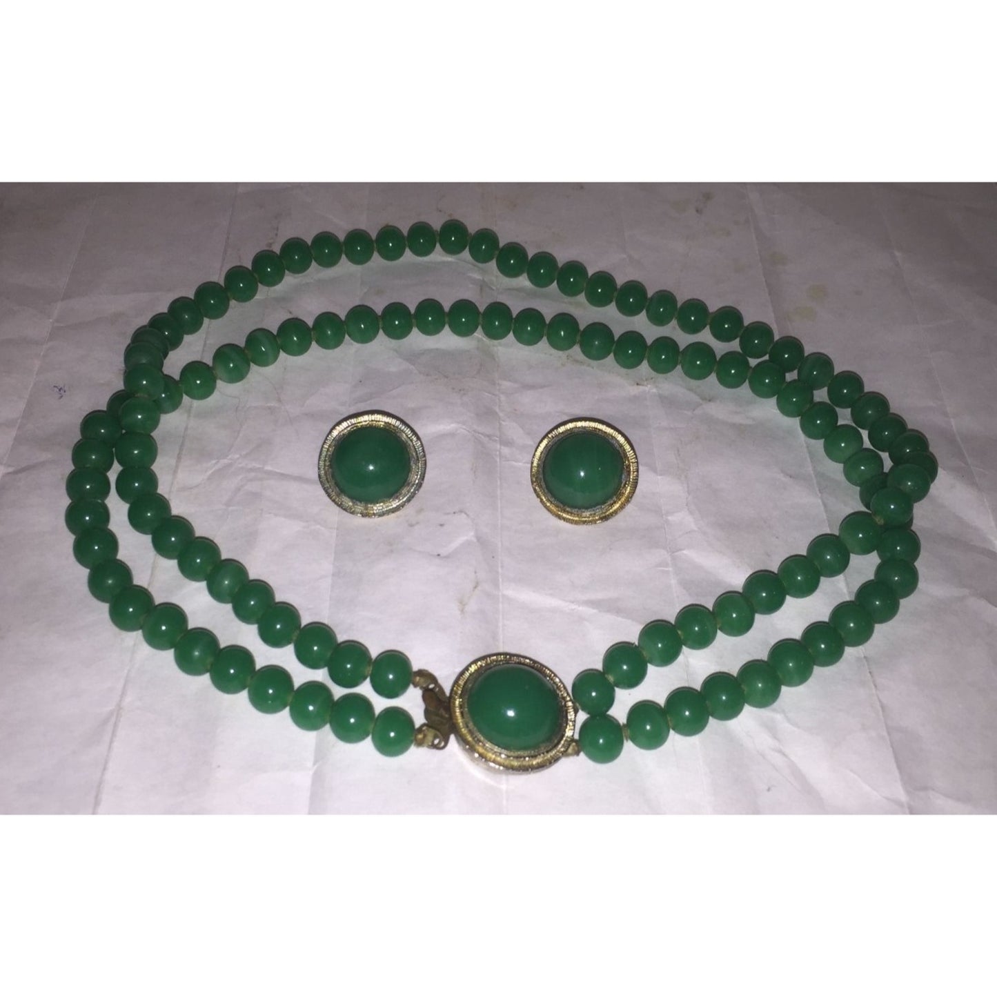 Womens Green Beaded Necklace and Matching Clip On Earrings