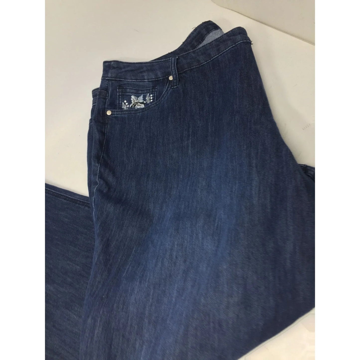 CJ Banks Womens Shaped Fit Mid Rise Straight Jeans Size 24W Nwt - cj banks - Pants - A+ Stuff