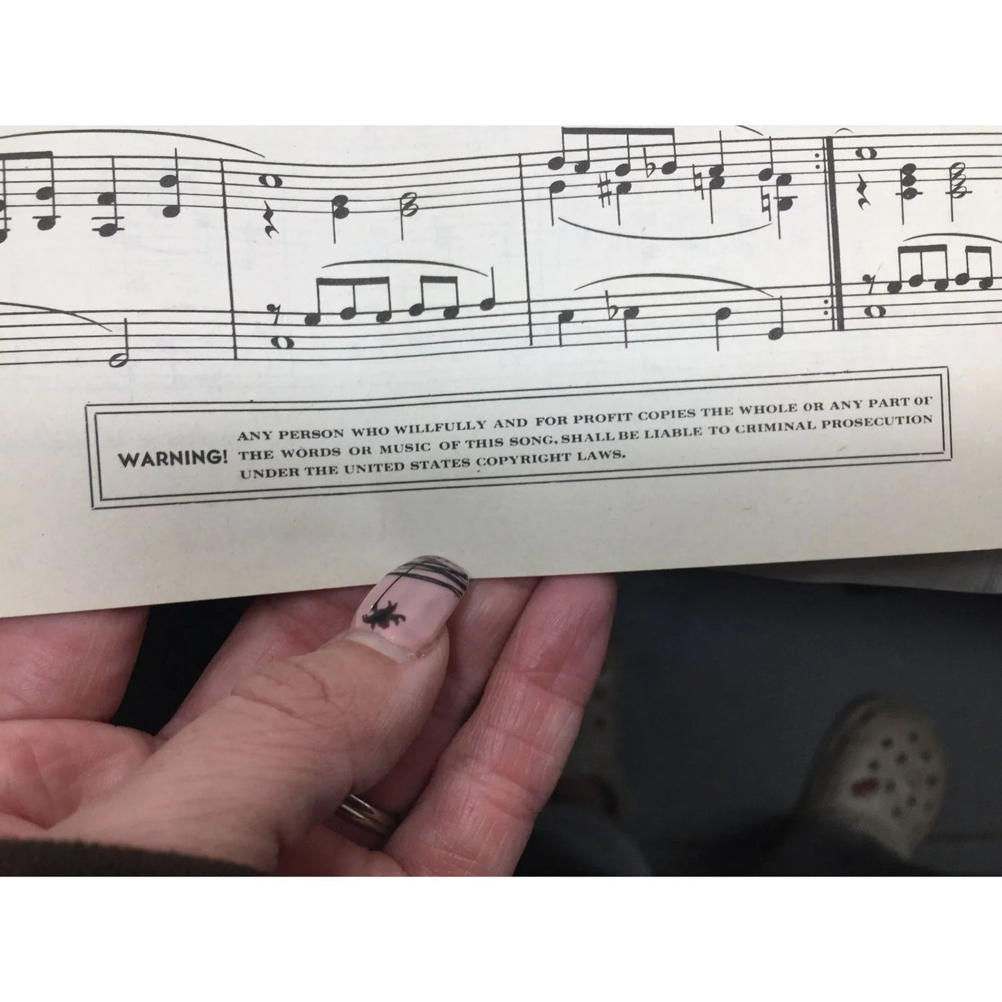 Complimentary Sheet Music Book ''10 Hits from Hawaii'' - A+ Stuff - SHEET MUSIC - A+ Stuff