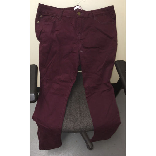 Women's No Boundaries Size 17 Maroon/Burgundy Jeans with Pockets