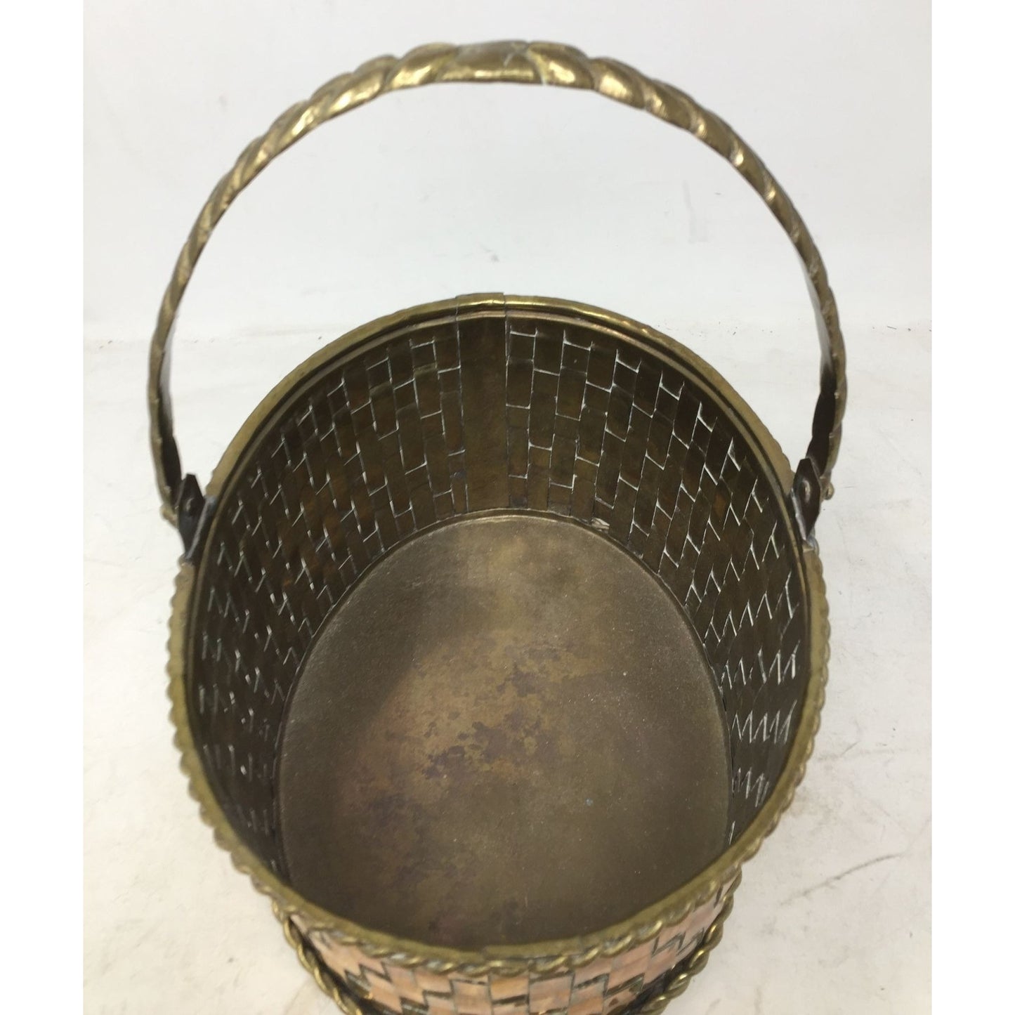 Vintage Oval Shaped Brass Woven Handled Basket/Planter