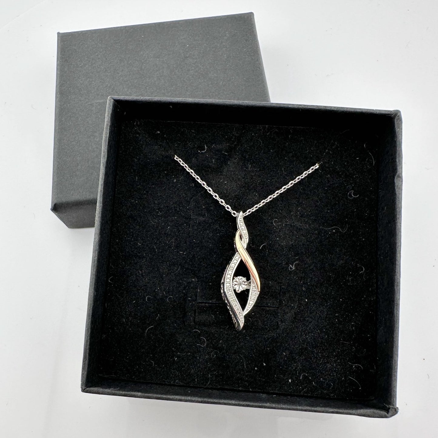 Beautiful Twisted 10kt Rose Gold & Sterling Silver Diamond Necklace