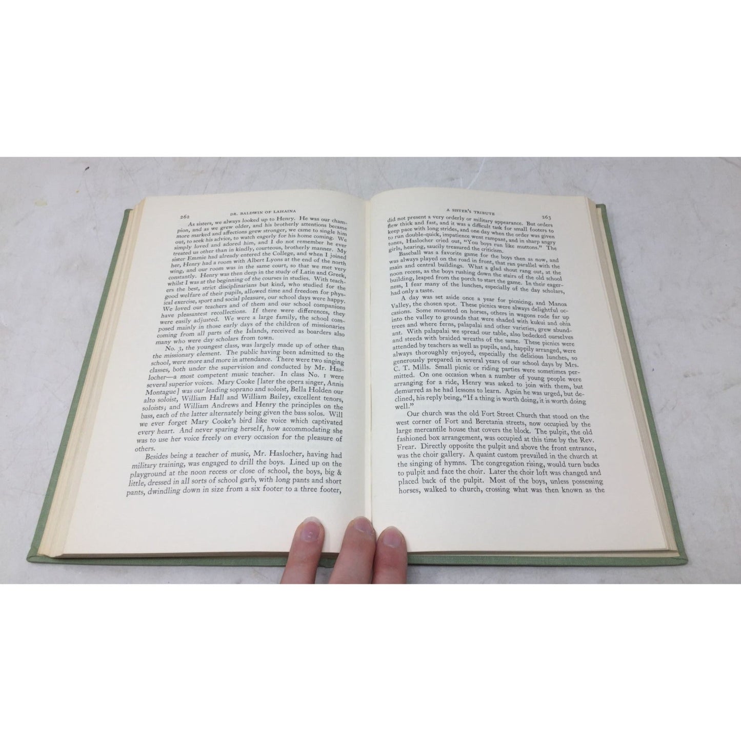 Hardcover Book Titled "Dr. Baldwin of Lahaina" unbranded  A+ Stuff Vintage Books