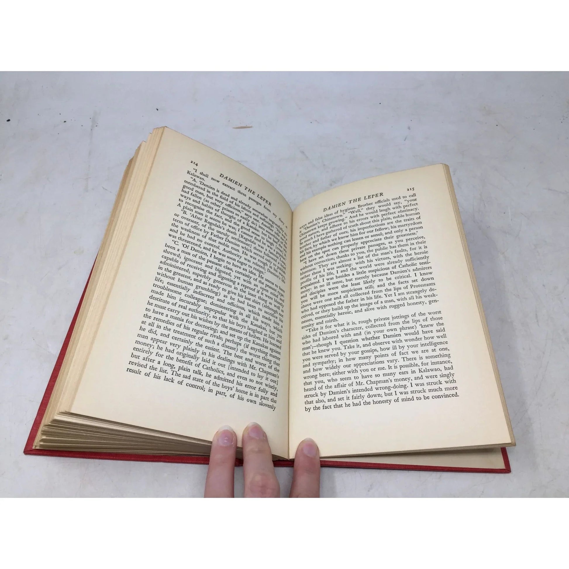 Damien the Leper by John Farrow book - A+ Stuff - Books - A+ Stuff