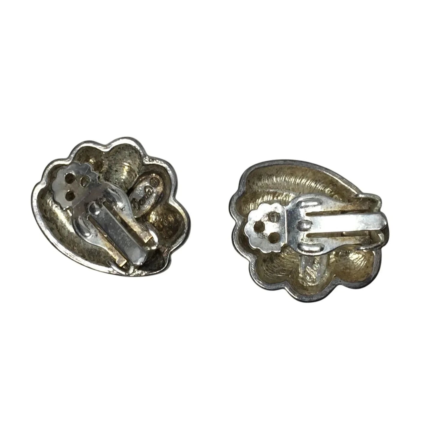Dania Women's Silver Tone Sea Shell Clip On Earrings - A+ Stuff - Earrings - A+ Stuff