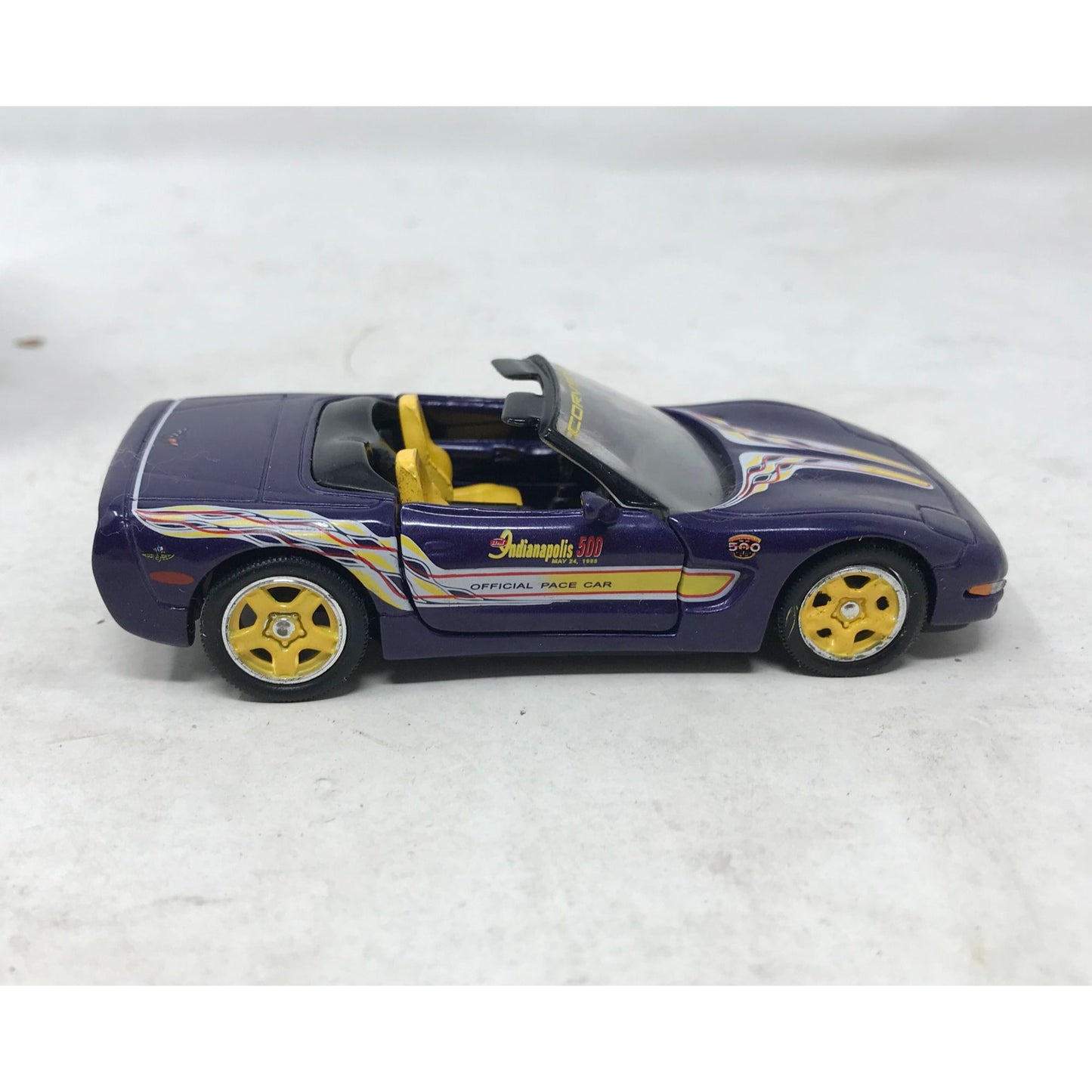 1998 Corvette Indy Pacecar - ROAD CHAMPS American Classic Car 1:43 Die Cast