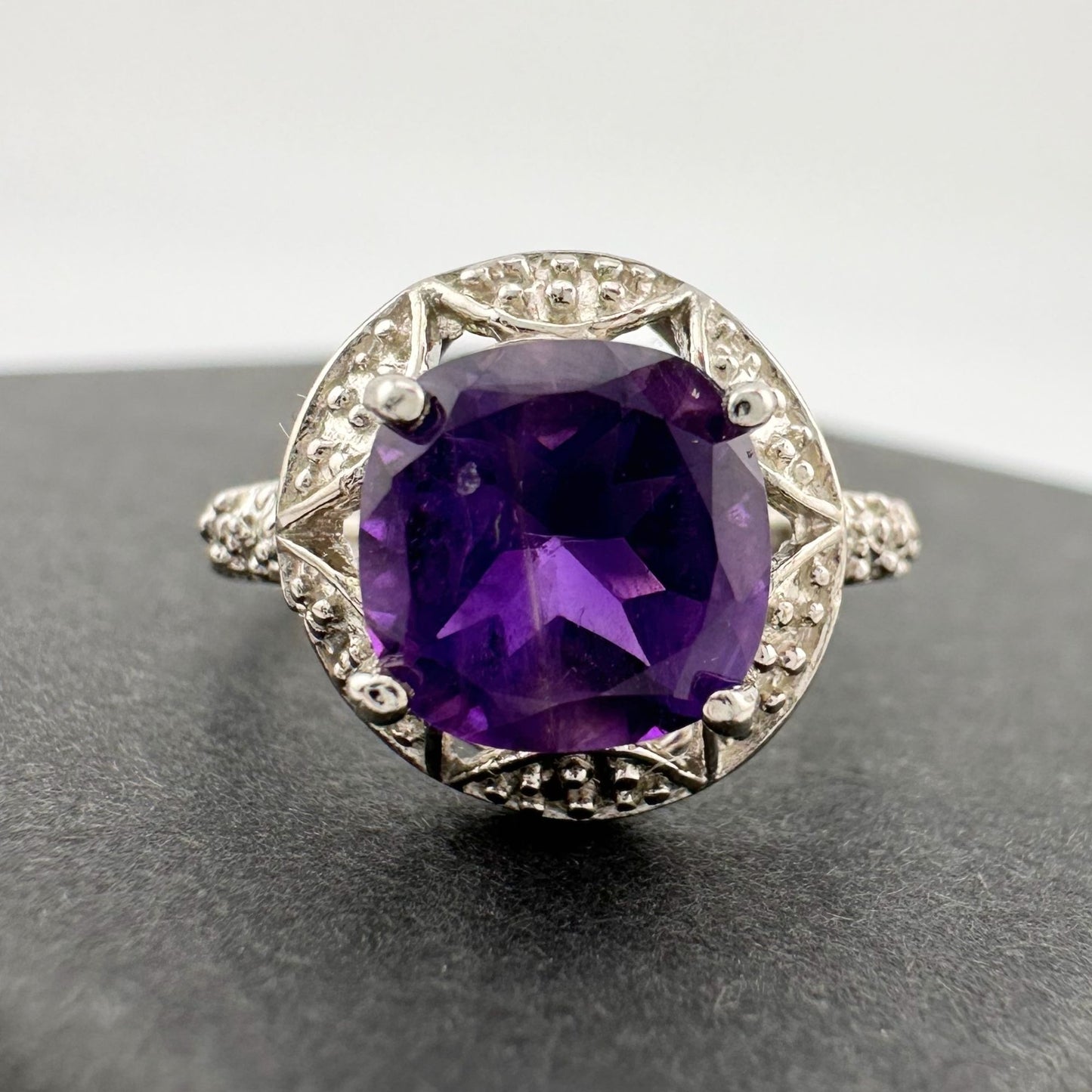 Beautiful Dark Purple Amethyst and Diamond Accent Ring - Sterling Silver Size 7.25