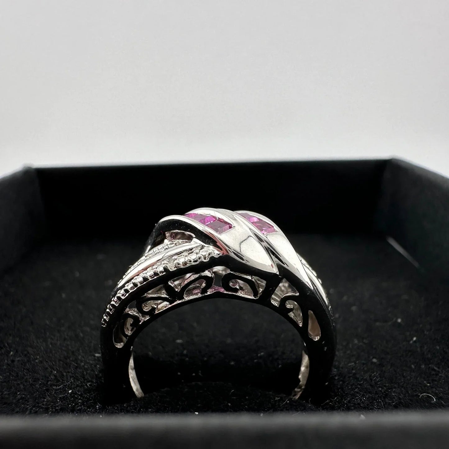 Detailed Lab Created Pink Sapphire and Sterling Ring - Size 7 - Unbranded - A+ Stuff