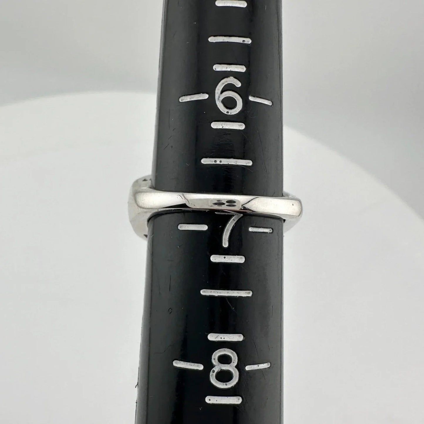 Detailed Lab Created Pink Sapphire and Sterling Ring - Size 7 - Unbranded - A+ Stuff