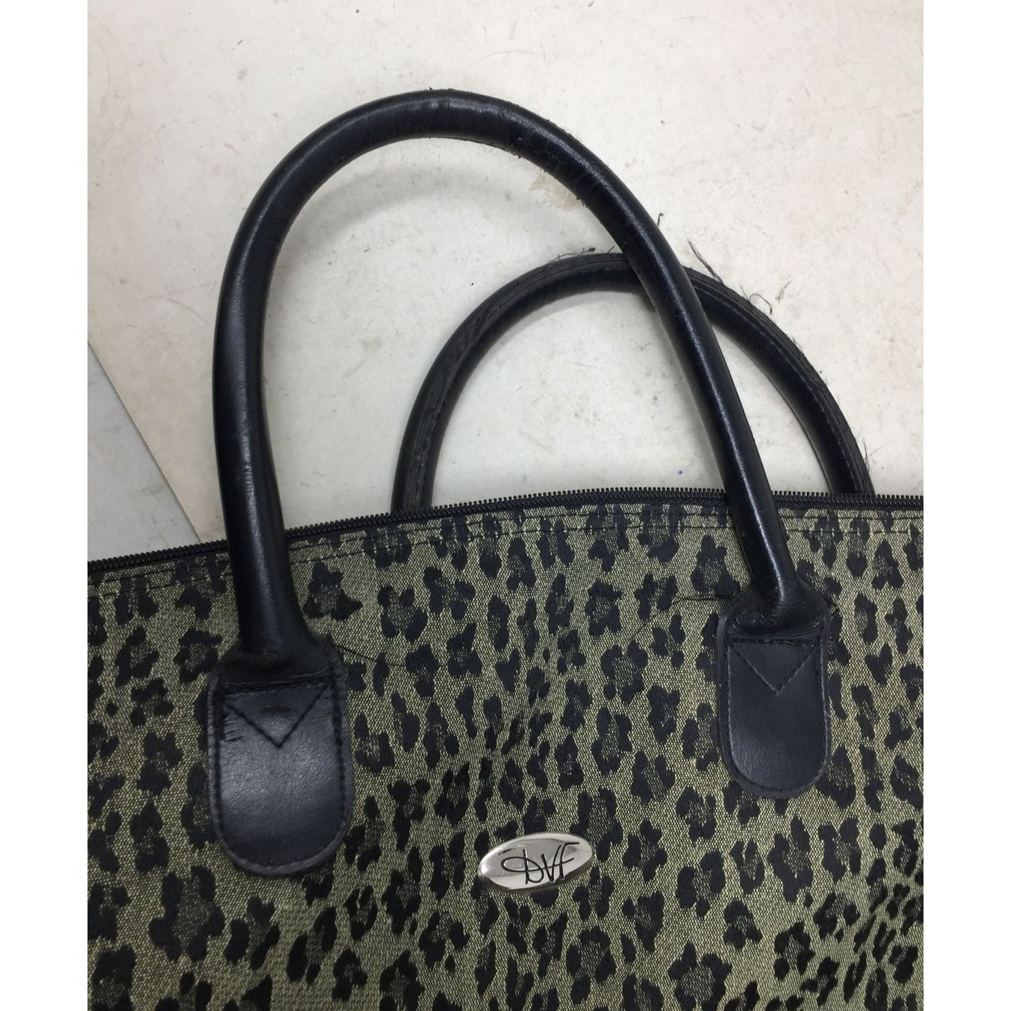 Diane Von Furstenberg- DVF Womens XL Tote Bag Black Beige Leopard Print (16x28)