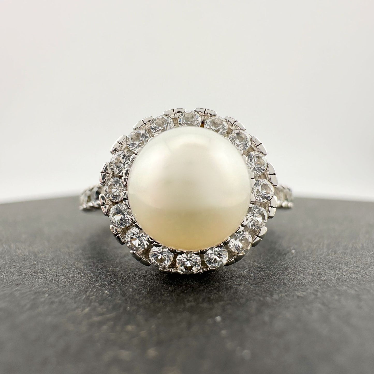 Beautiful Halo 7mm Natural Cultured Pearl Ring Sterling Silver - Size 7.25