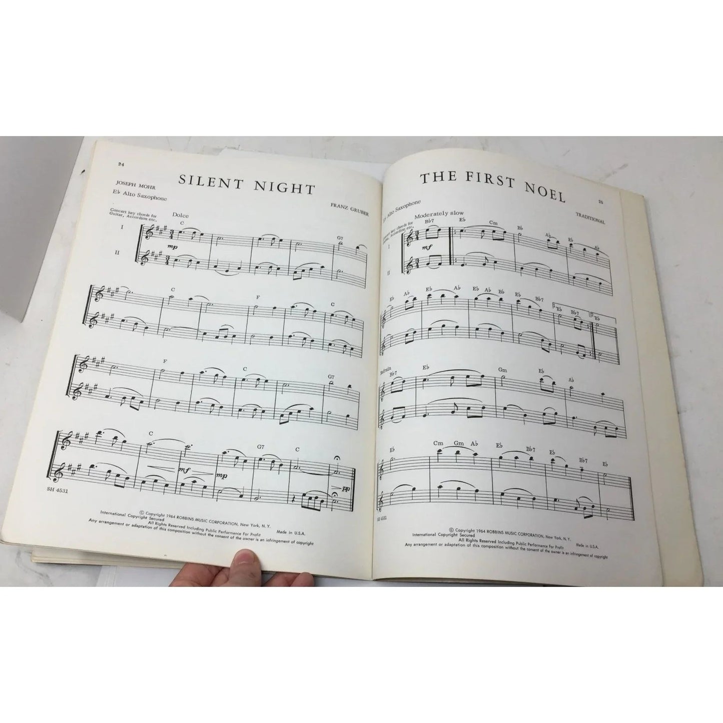 Easy Alto Saxophone Edition For Solo and Duet ''Joyful Christmas'' - A+ Stuff - SHEET MUSIC - A+ Stuff