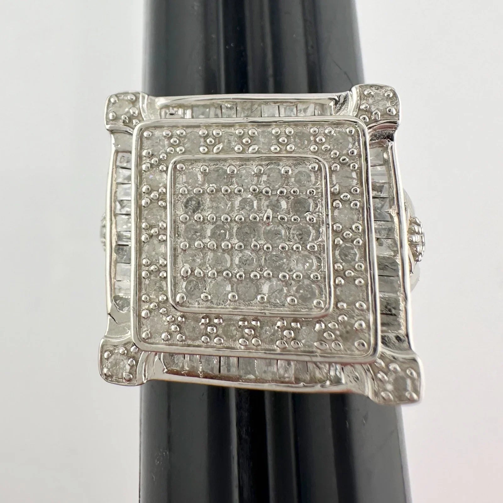 Elegant Princess Cut 1.00 Carat Diamond Ring - Size 7.25 - Unbranded - Ring - A+ Stuff
