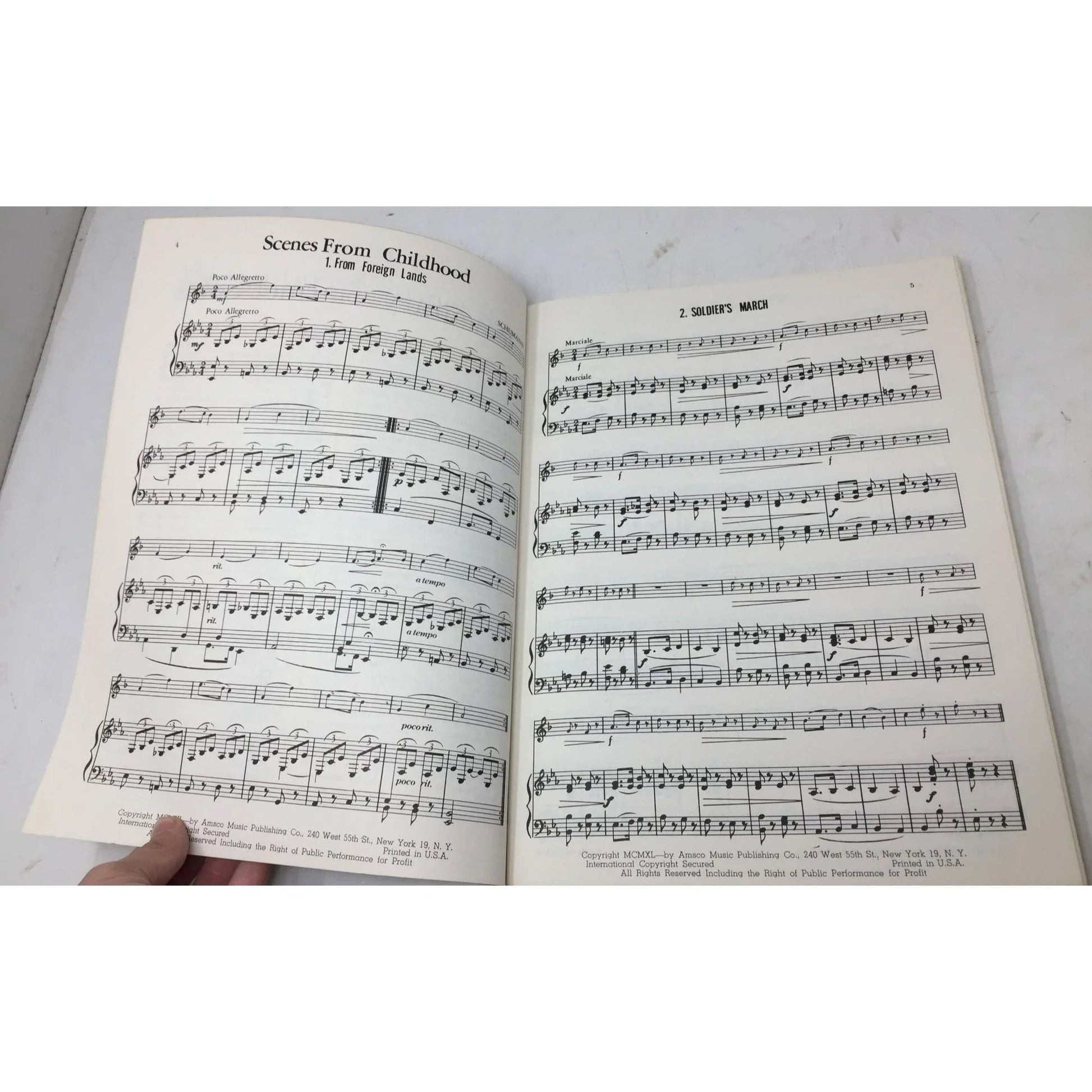 Elementary Clarinet Solos with Piano Accompaniment Everybody's Favorite Series 33 - A+ Stuff - Sheet Music - A+ Stuff