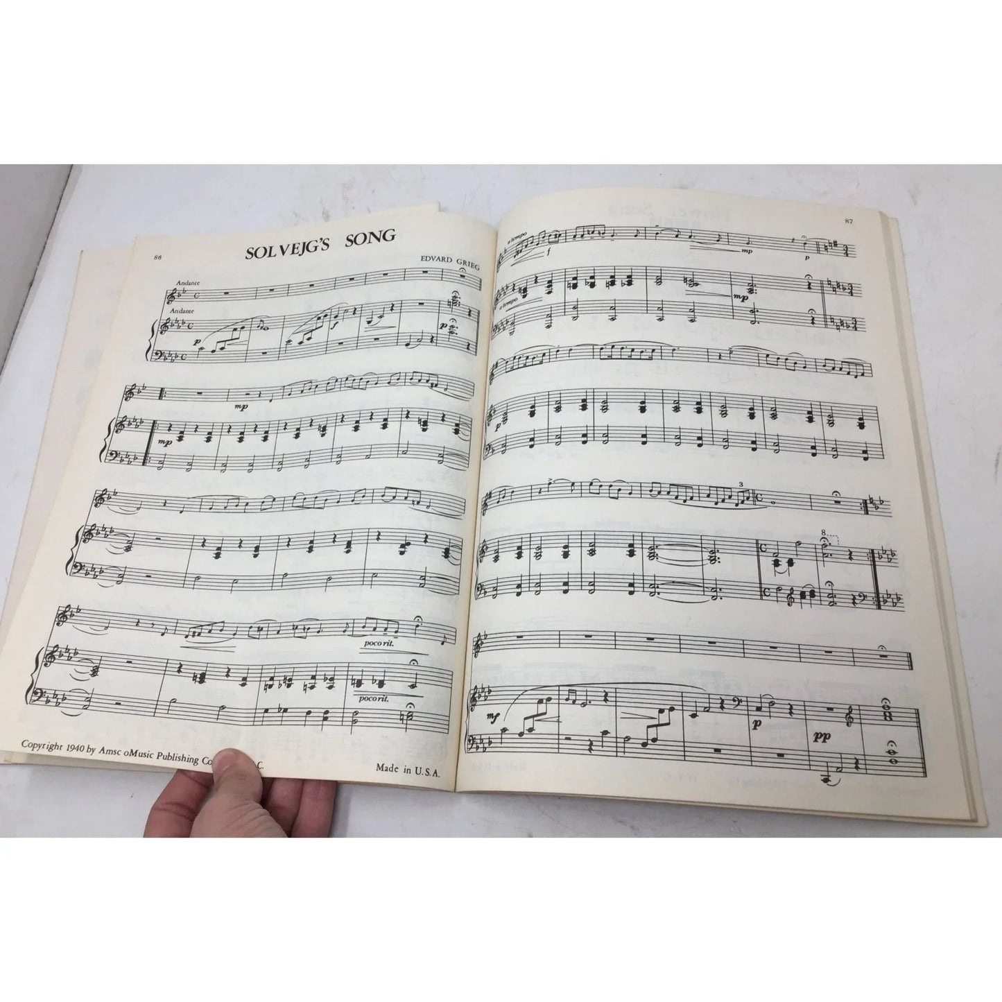 Elementary Clarinet Solos with Piano Accompaniment Everybody's Favorite Series 33 - A+ Stuff - Sheet Music - A+ Stuff