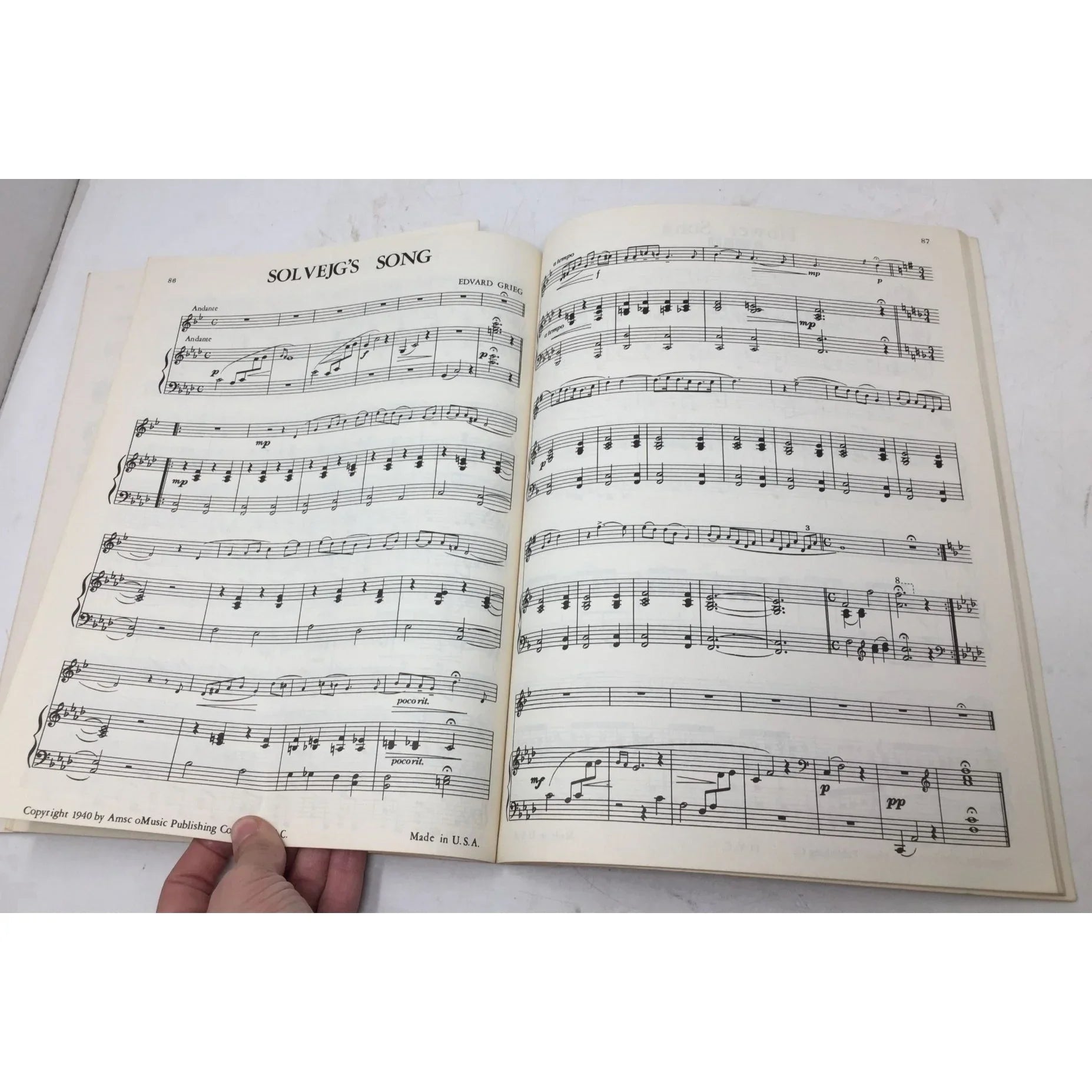 Elementary Clarinet Solos with Piano Accompaniment Everybody's Favorite Series 33 - A+ Stuff - Sheet Music - A+ Stuff