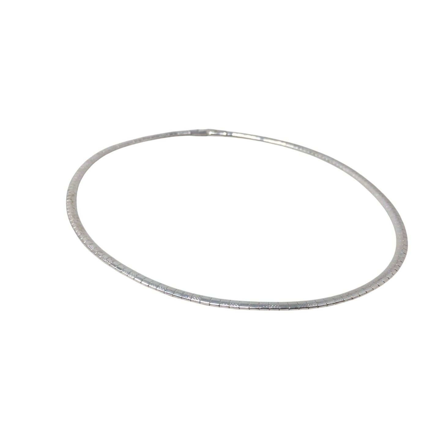 Women's Silver Tone Necklace