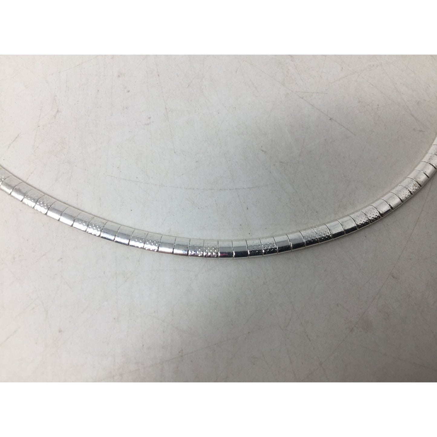 Women's Silver Tone Necklace