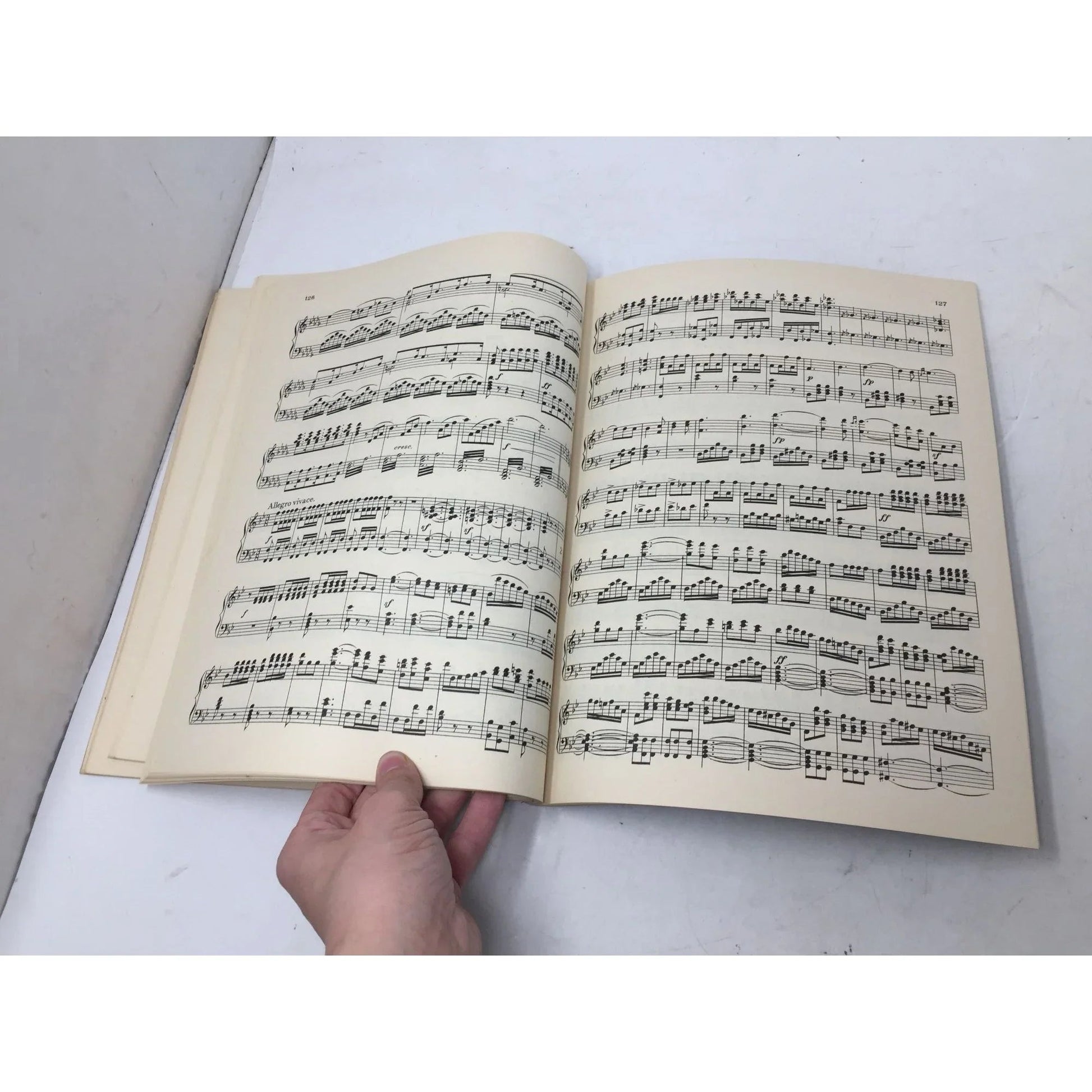 Everybody's Favorite Standard Overtunes for Piano Selected and Edited by Robert Marden - A+ Stuff - Sheet Music - A+ Stuff