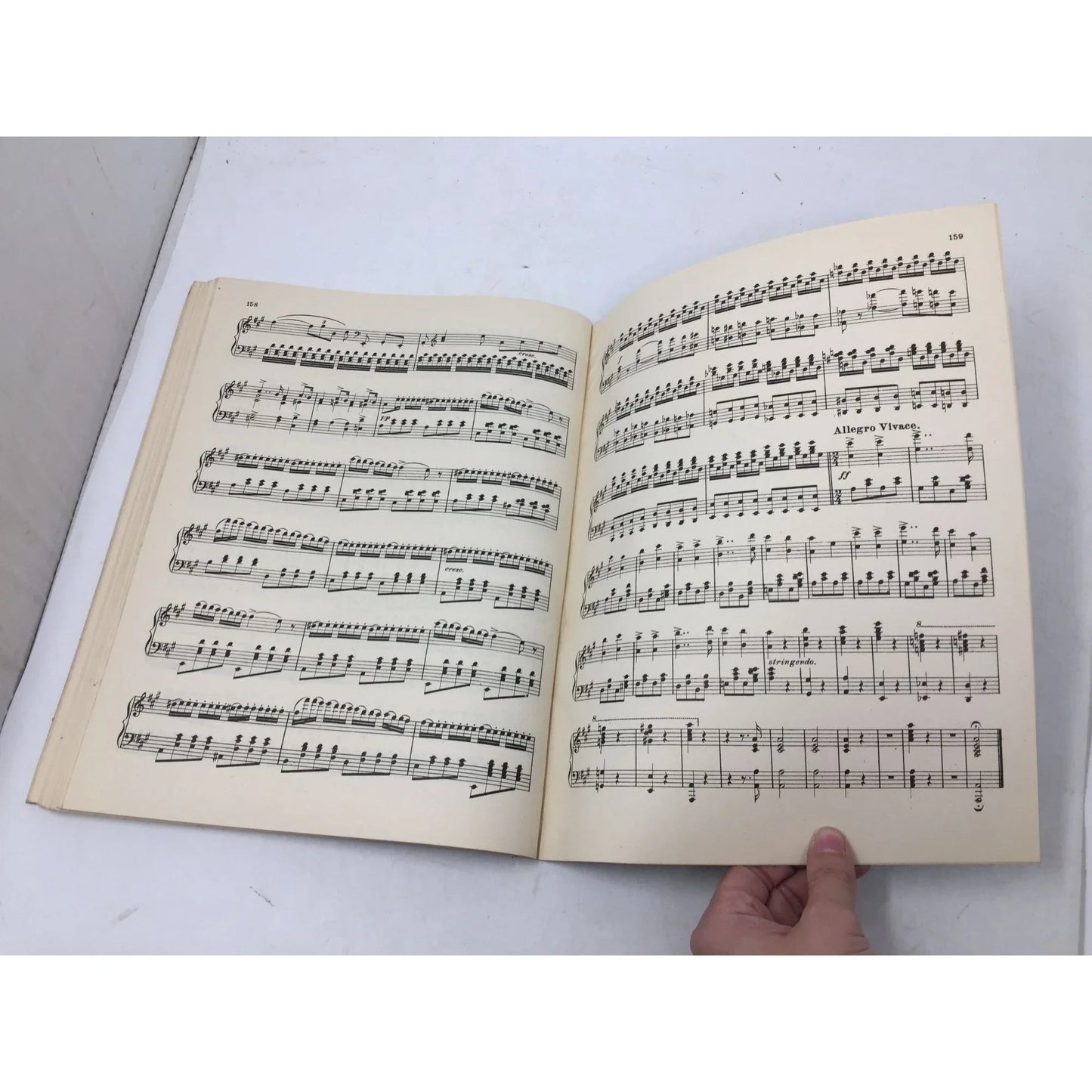 Everybody's Favorite Standard Overtunes for Piano Selected and Edited by Robert Marden - A+ Stuff - Sheet Music - A+ Stuff