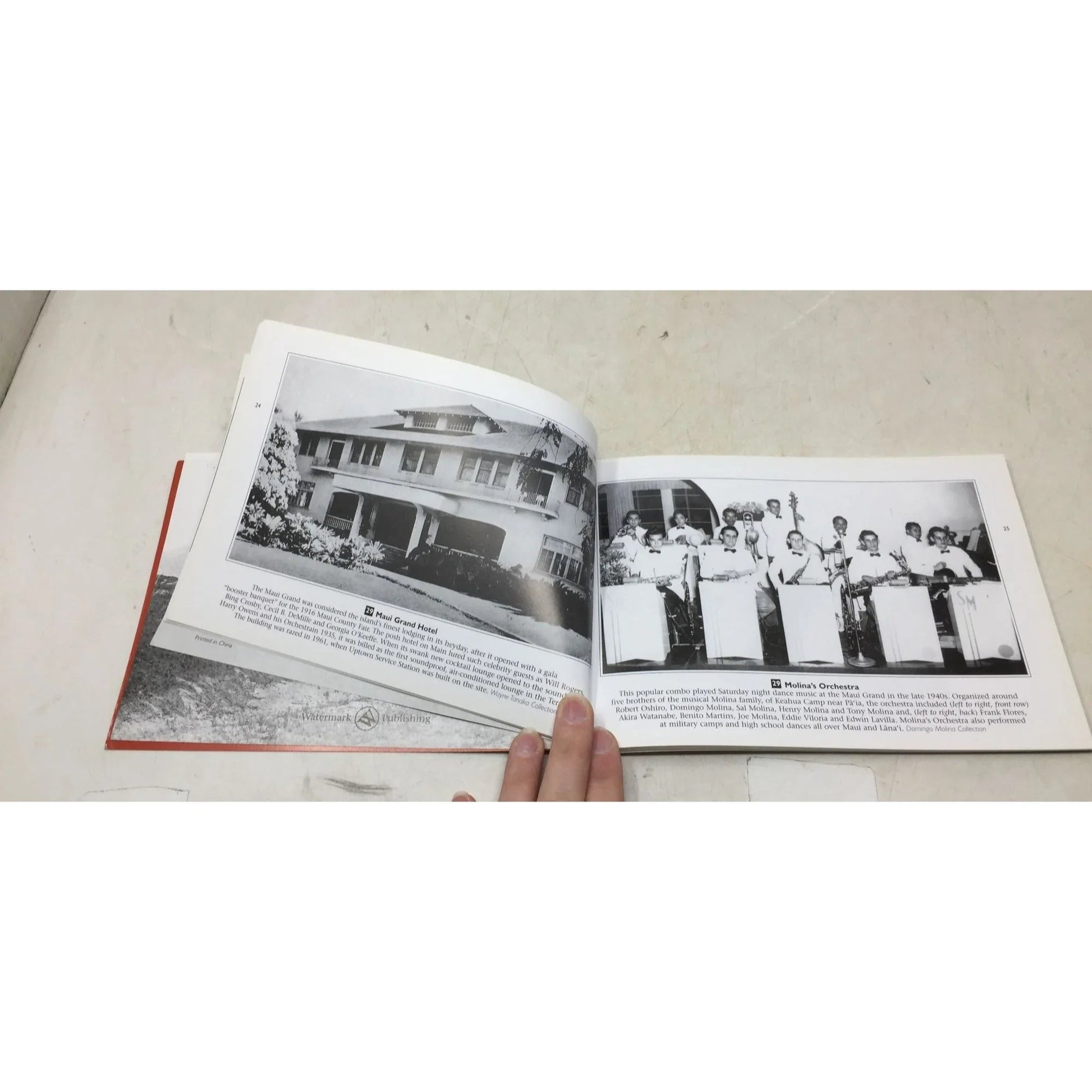 Exploring Historic Wailuku from the "Small Town Series" - A+ Stuff - Books - A+ Stuff